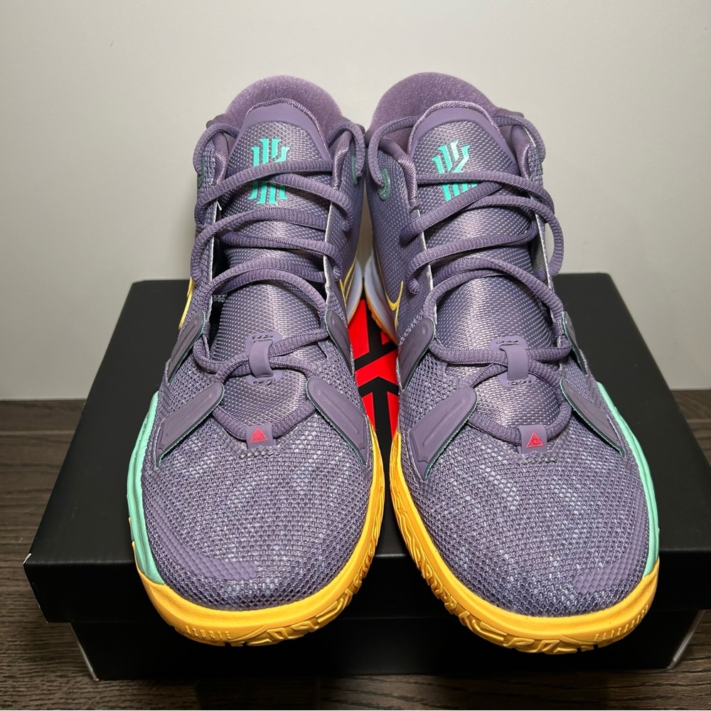 Nike Kyrie 7 Purple and Yellow Basketball Shoes 7Y - Picture 3 of 11